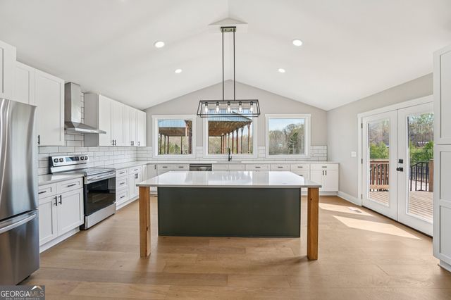 9902 Highway 16, Senoia, GA 30276