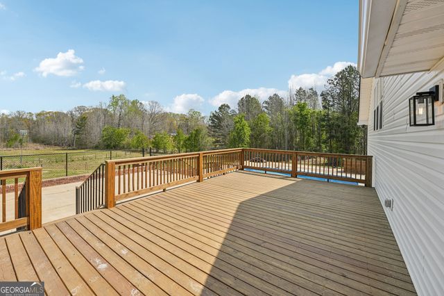 9902 Highway 16, Senoia, GA 30276