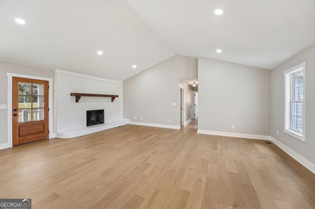 9902 Highway 16, Senoia, GA 30276