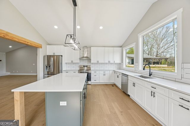 9902 Highway 16, Senoia, GA 30276