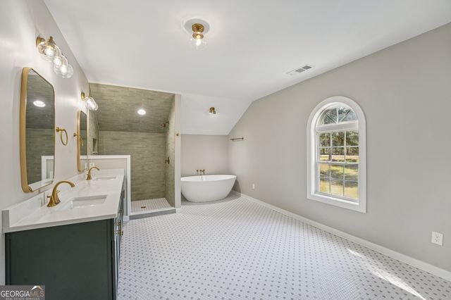 9902 Highway 16, Senoia, GA 30276