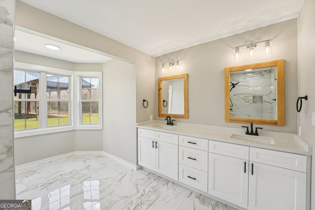 9902 Highway 16, Senoia, GA 30276