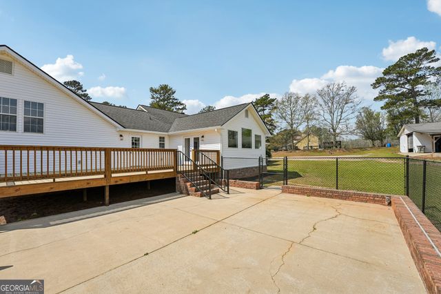 9902 Highway 16, Senoia, GA 30276