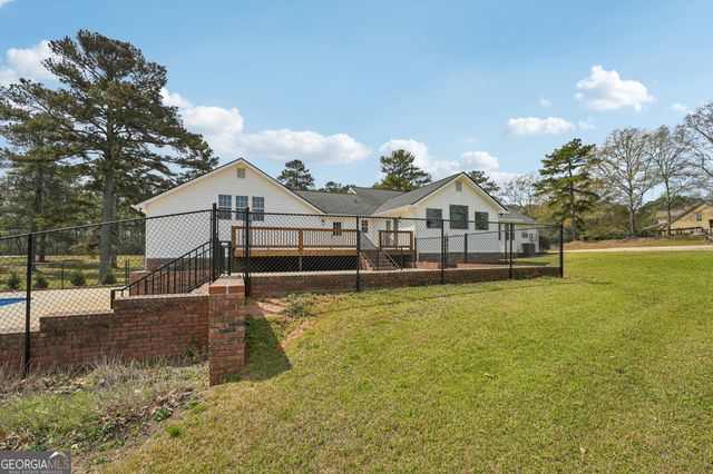 9902 Highway 16, Senoia, GA 30276