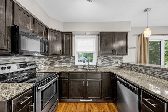 1339 E Bloomington Street, Iowa City, IA 52245