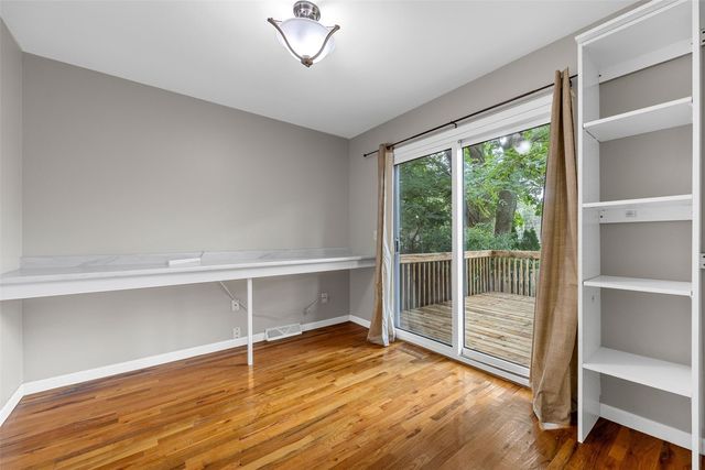 1339 E Bloomington Street, Iowa City, IA 52245