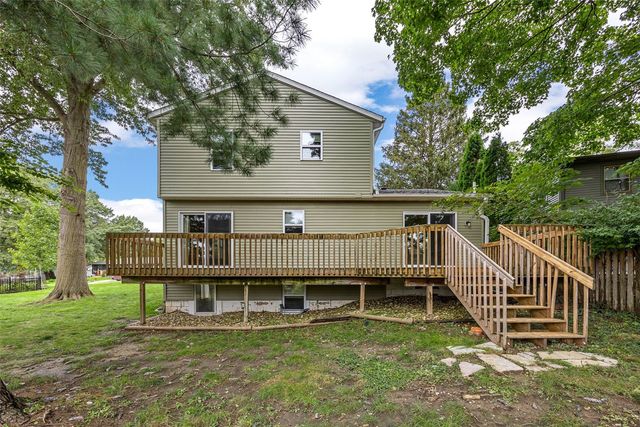 1339 E Bloomington Street, Iowa City, IA 52245
