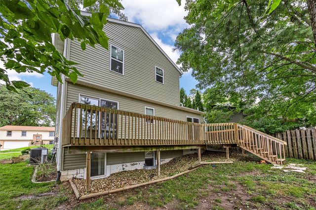 1339 E Bloomington Street, Iowa City, IA 52245