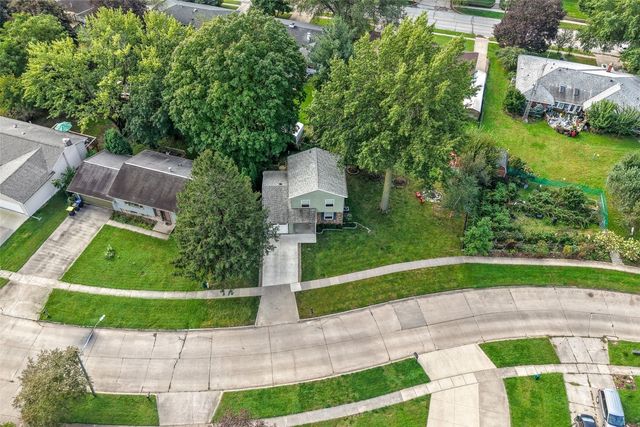 1339 E Bloomington Street, Iowa City, IA 52245