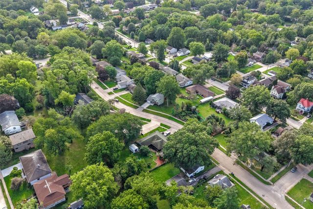 1339 E Bloomington Street, Iowa City, IA 52245