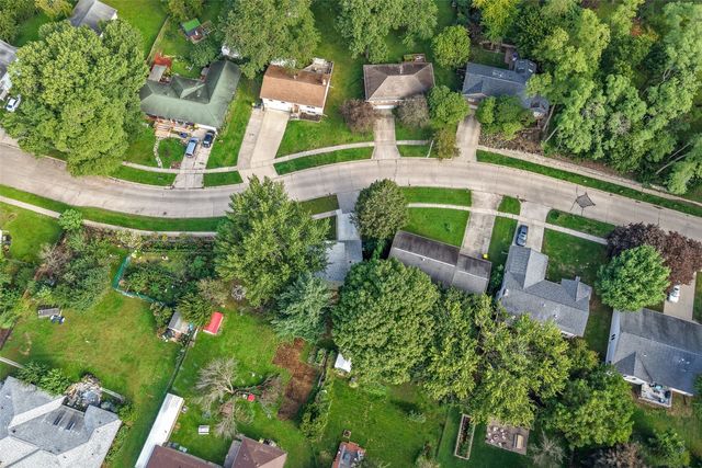 1339 E Bloomington Street, Iowa City, IA 52245