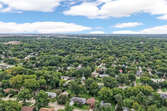 1339 E Bloomington Street, Iowa City, IA 52245