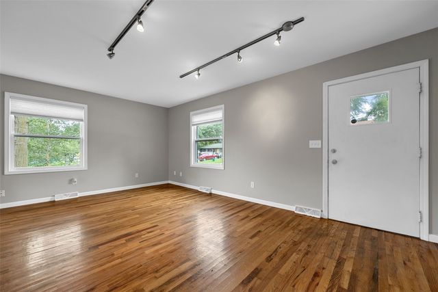 1339 E Bloomington Street, Iowa City, IA 52245