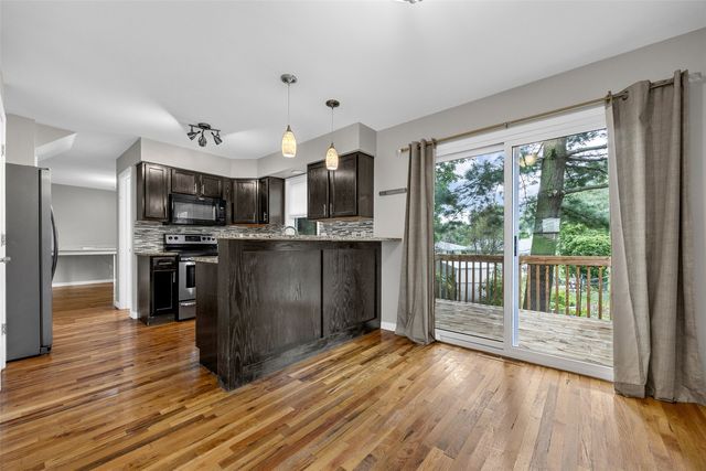 1339 E Bloomington Street, Iowa City, IA 52245