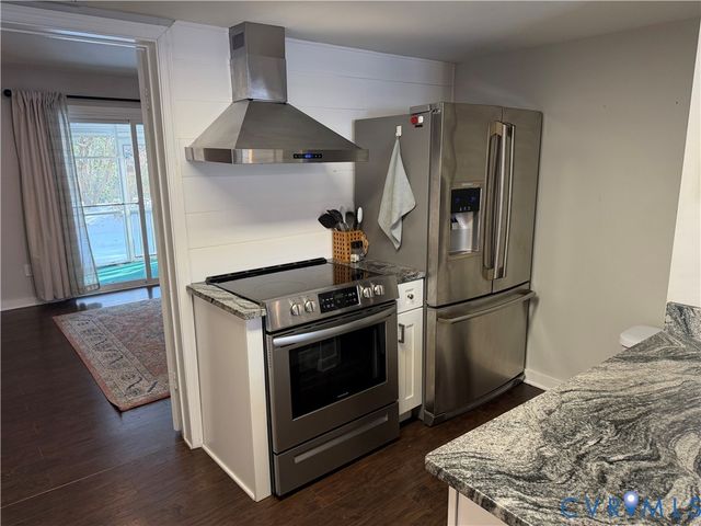 1533 Presidential Dr, Henrico, VA 23228