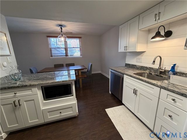 1533 Presidential Dr, Henrico, VA 23228