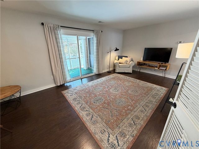 1533 Presidential Dr, Henrico, VA 23228