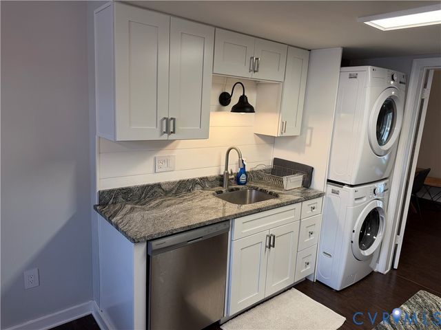 1533 Presidential Dr, Henrico, VA 23228