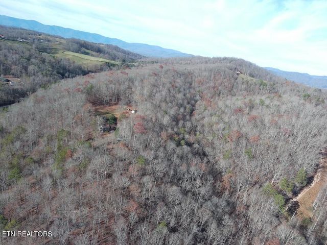 127 Lark Lane, Lafollette, TN 37766