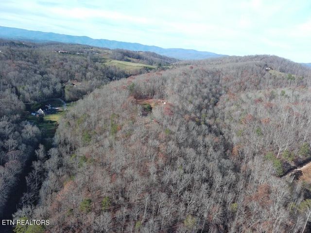 127 Lark Lane, Lafollette, TN 37766