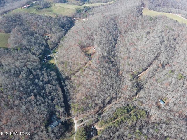 127 Lark Lane, Lafollette, TN 37766