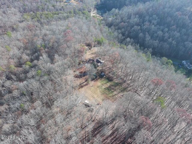 127 Lark Lane, Lafollette, TN 37766