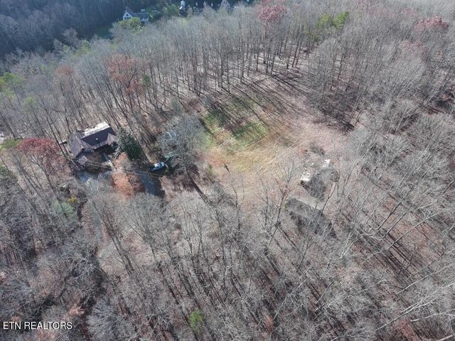 127 Lark Lane, Lafollette, TN 37766