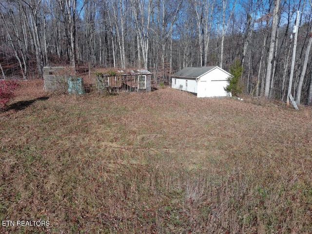 127 Lark Lane, Lafollette, TN 37766