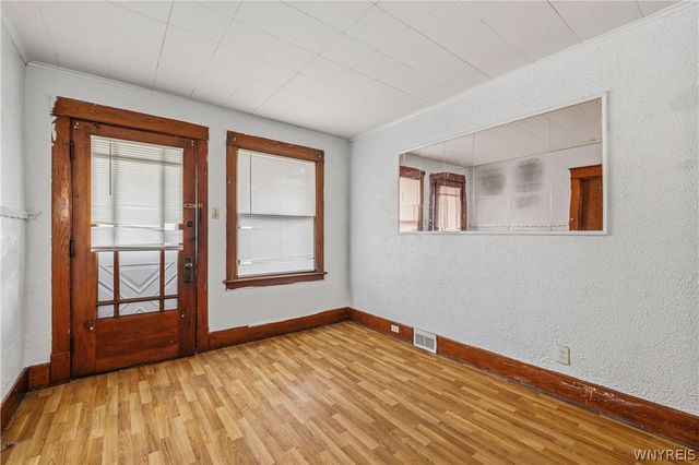 416 26th Street, Niagara Falls, NY 14303