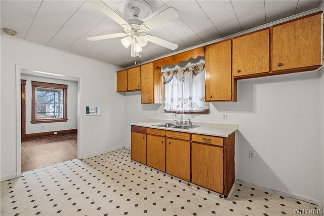 416 26th Street, Niagara Falls, NY 14303