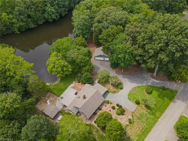 4184 Sunnydell Drive, Winston-salem, NC 27105