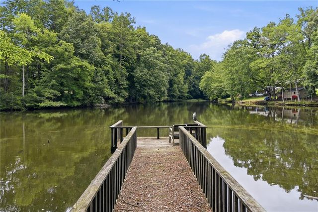 4184 Sunnydell Drive, Winston-salem, NC 27105