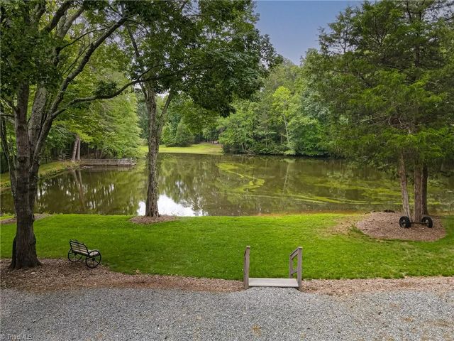 4184 Sunnydell Drive, Winston-salem, NC 27105