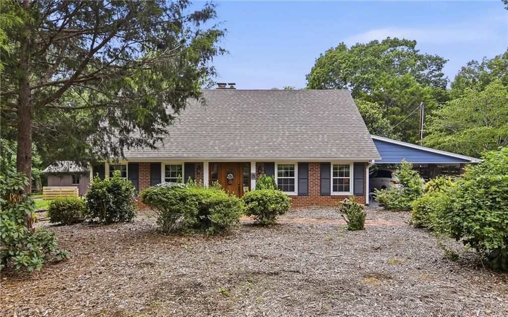 4184 Sunnydell Drive, Winston-salem, NC 27105