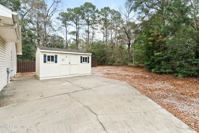 510 Fawnbrook Lane SW, Supply, NC 28462