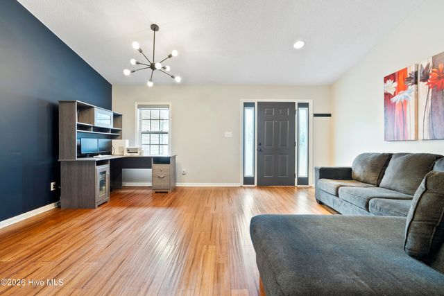 510 Fawnbrook Lane SW, Supply, NC 28462