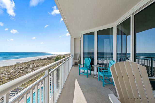 8499 Gulf Boulevard APT 303, Navarre, FL 32566