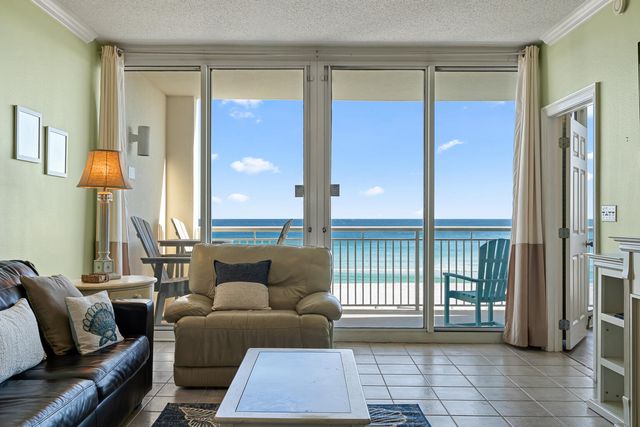 8499 Gulf Boulevard APT 303, Navarre, FL 32566