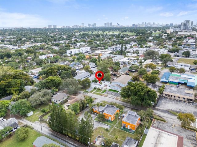 1726 Roosevelt St, Hollywood, FL 33020