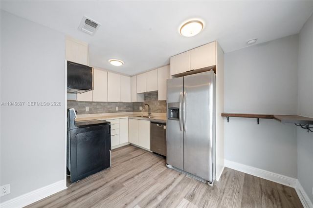 1726 Roosevelt St, Hollywood, FL 33020