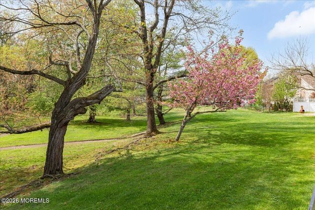 119 Malibu Drive, Eatontown, NJ 07724