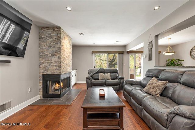 119 Malibu Drive, Eatontown, NJ 07724