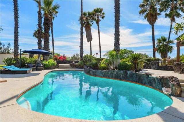 6125 Clarendon Court, Riverside, CA 92506