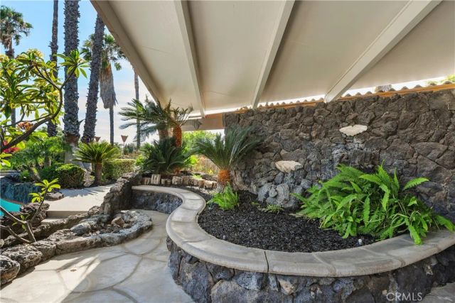 6125 Clarendon Court, Riverside, CA 92506