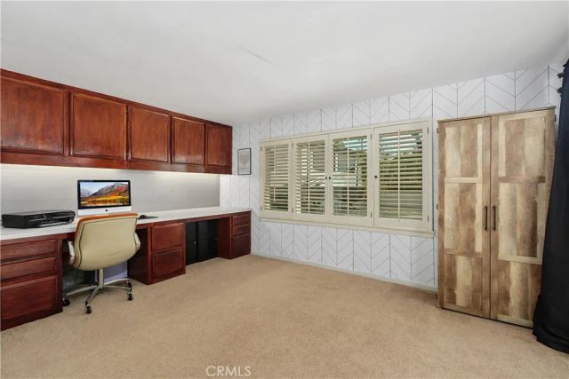 6125 Clarendon Court, Riverside, CA 92506