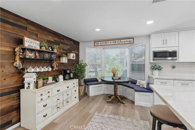 6125 Clarendon Court, Riverside, CA 92506