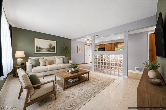 150 Graham Road, Cuyahoga Falls, OH 44223