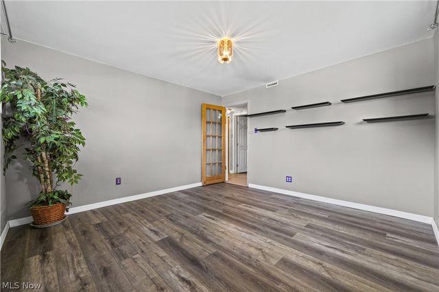 150 Graham Road, Cuyahoga Falls, OH 44223