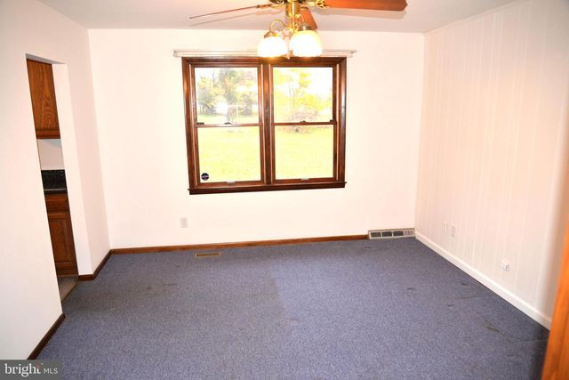 208 FAGGS MANOR RD, Cochranville, PA 19330