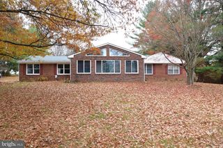208 FAGGS MANOR RD, Cochranville, PA 19330